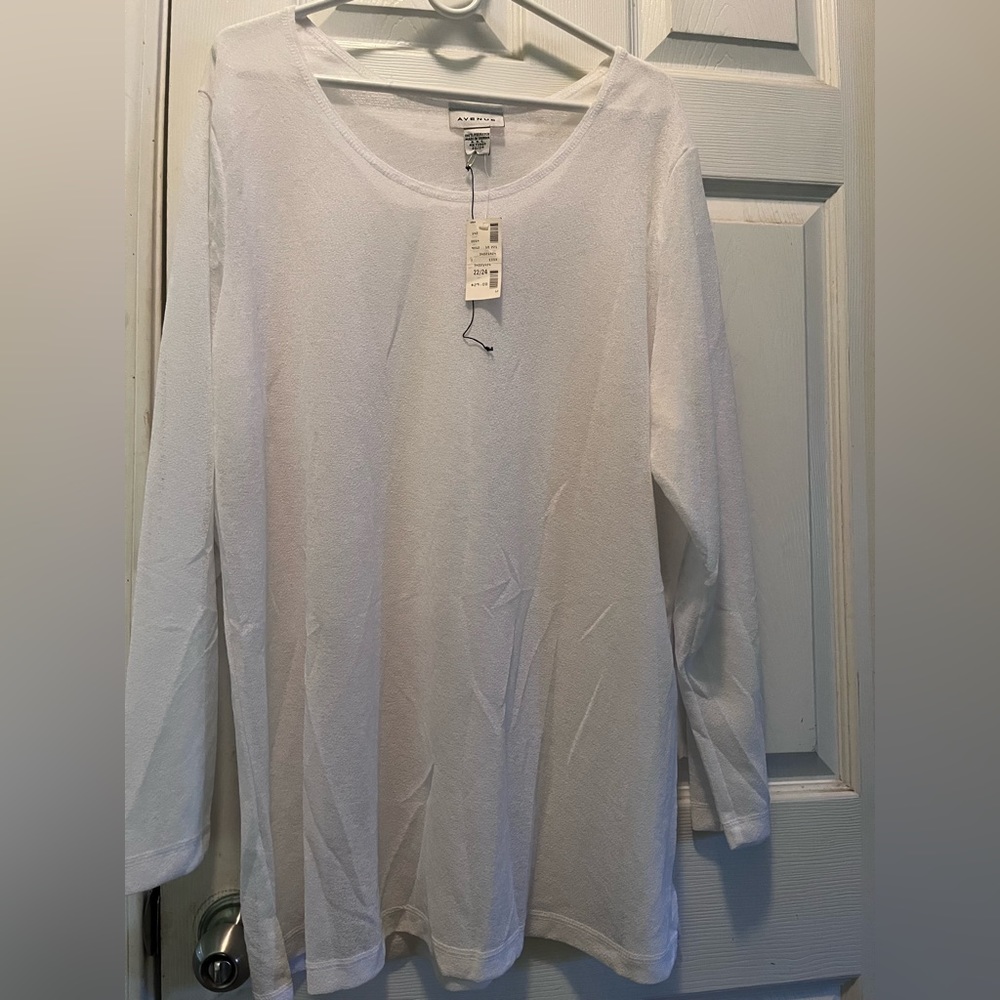 Ladies long sleeve white tunic 22/24